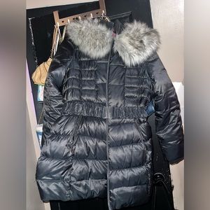 NWOT BETSEY JOHNSON PUFFER COAT WITH FUR COLLAR & BELT
